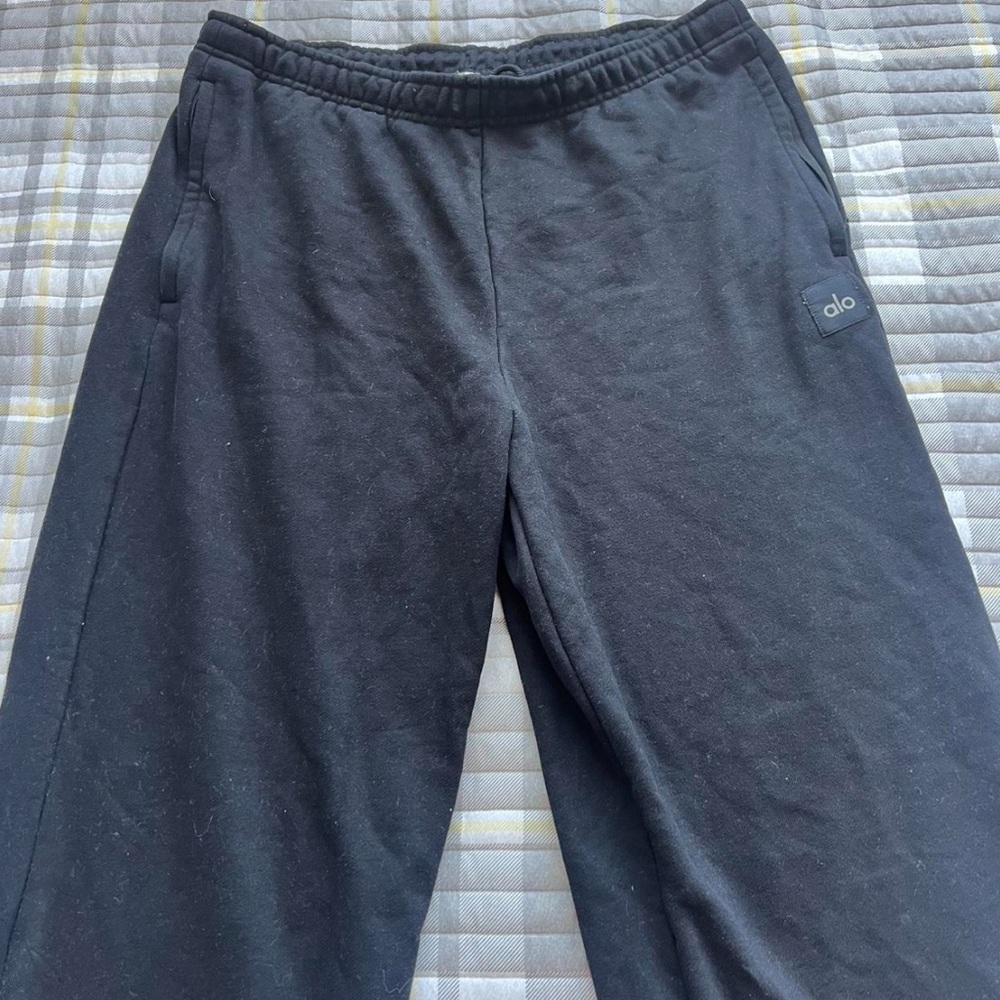 ALO Yoga Charcoal Black Leggings